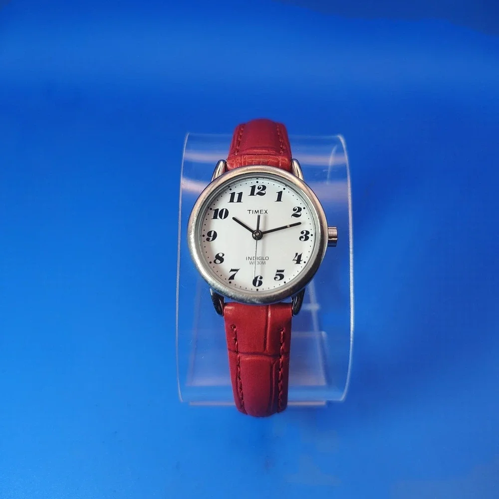 Vintage 2002 Timex Indiglo Classic 25mm Women's‎ Quartz Watch New Leather Strap